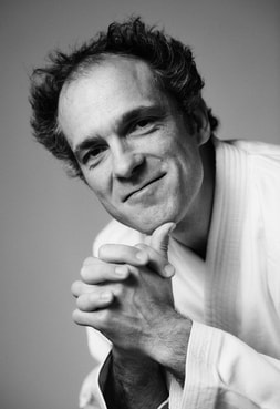 Dr.Christian Bellina